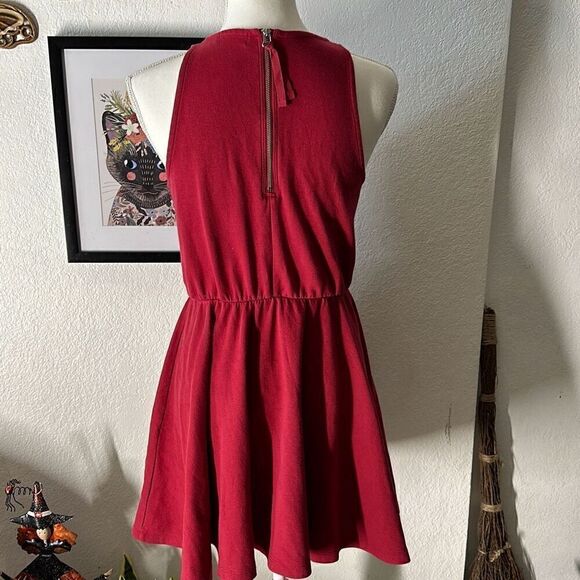 Gap Size cS Deep Red Fit and flare dress - Picture 7 of 7